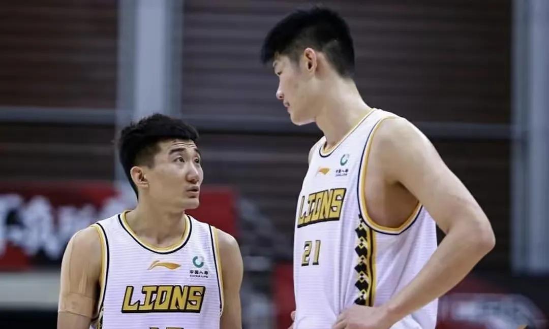 原本以为回到主场的北京队能够战胜广厦队，没想到末节出现了无谓的频频失误，白白浪费
