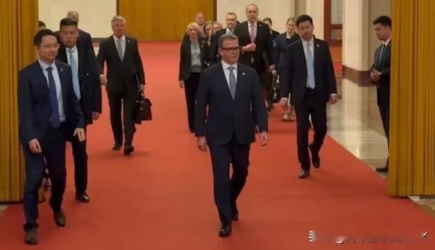 1月28日，芬兰媒体报道总理奥尔波的访华成果，角度透着股特别的意味。他们眼里，最