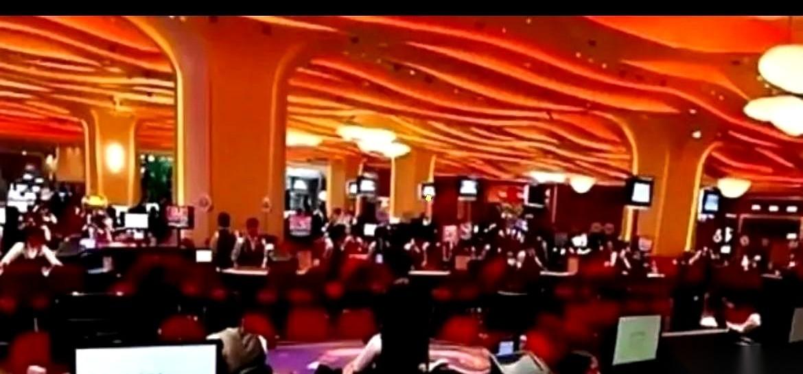 我跟你讲，这事儿就离谱。一个深圳大哥，揣着50万进了澳门，三天，就三天，直接干