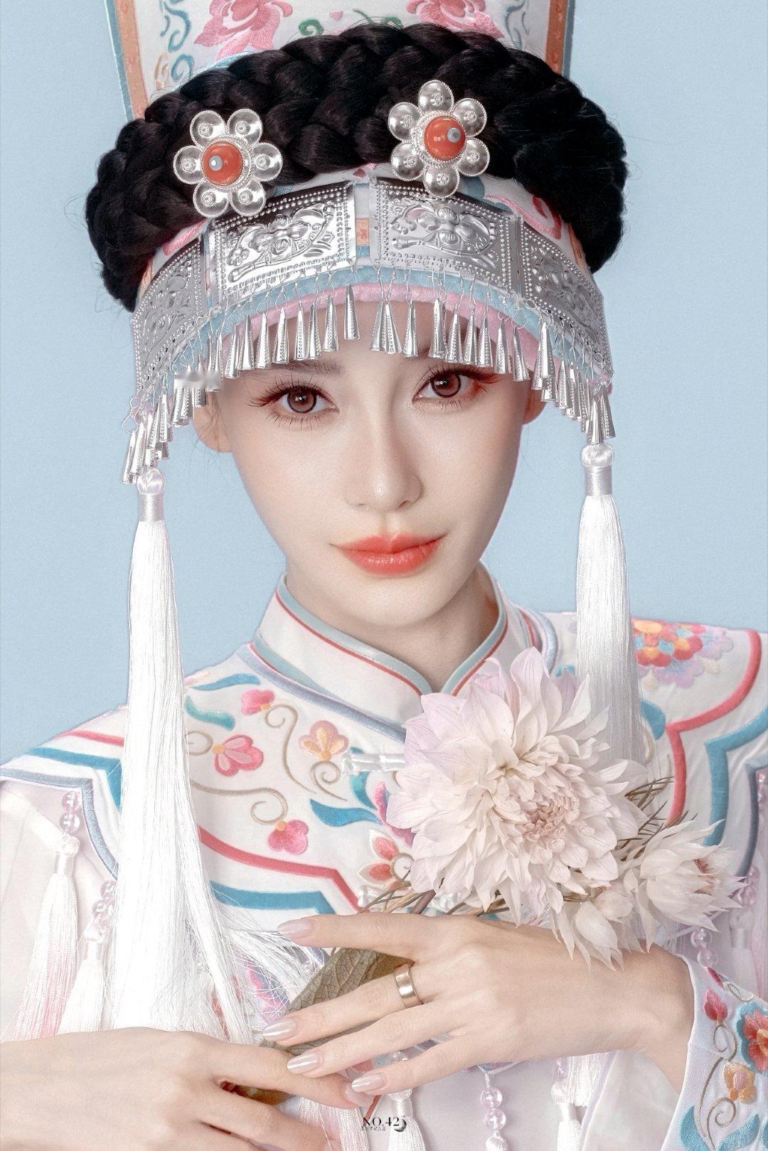 angelababy｜杨颖荒芜的平原开满玫瑰，你来时花已绽放无关四季！​​​