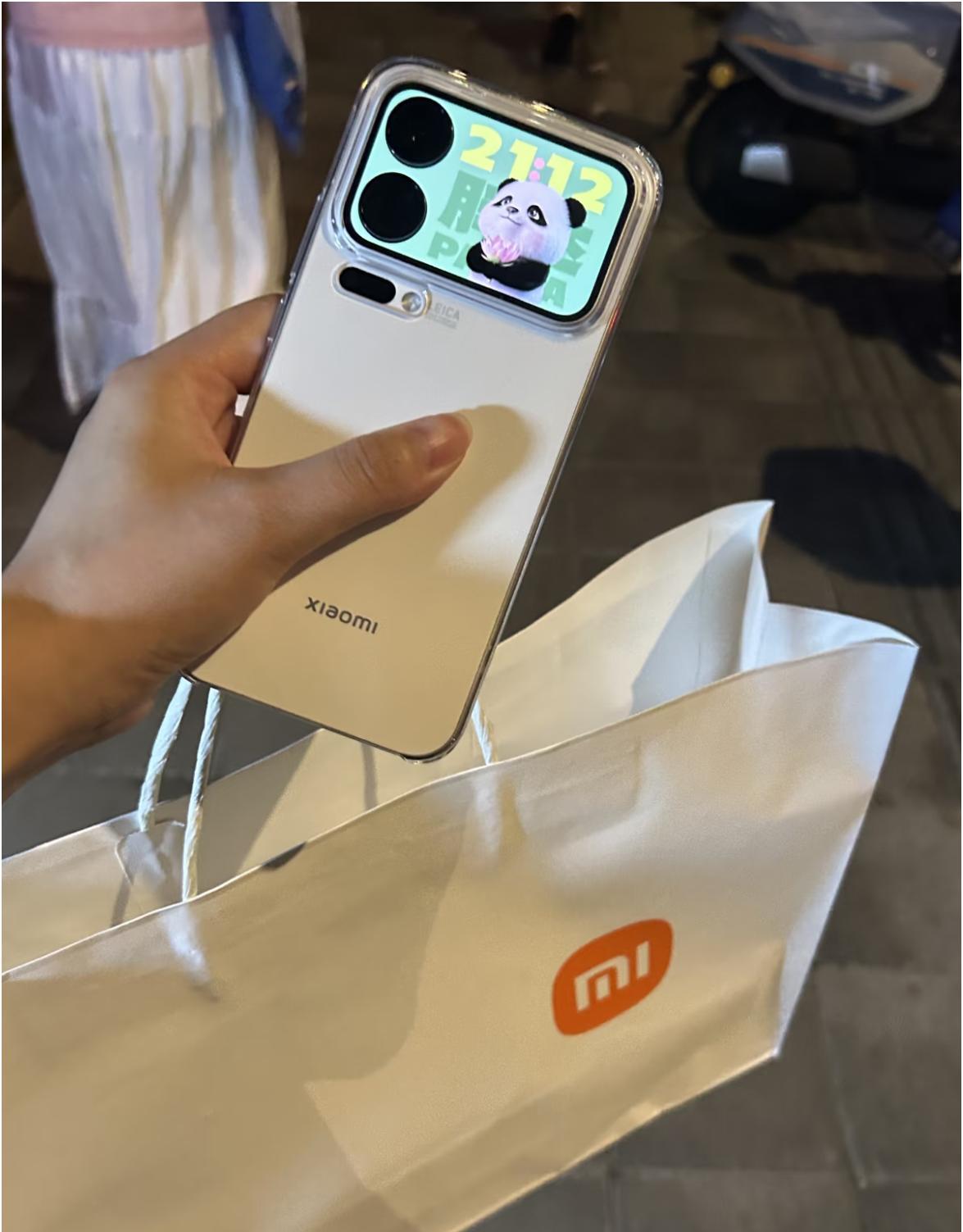 居然买了小米17proMax，太草率了！！！加上客服一个小时不到就冲进店里拿下