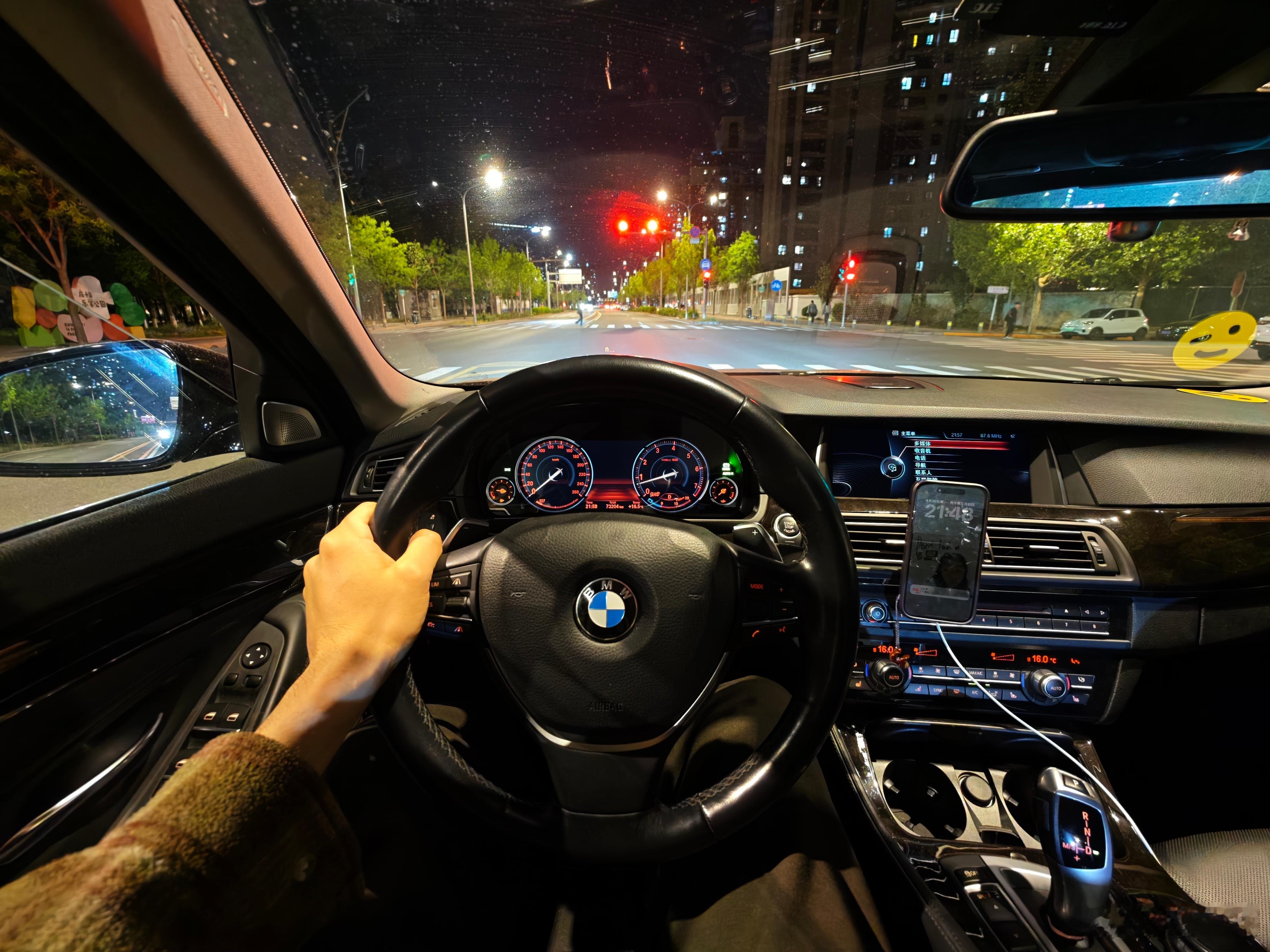 开上N55了家人们，久违的宝马直列六缸，太丝滑了宝马5系