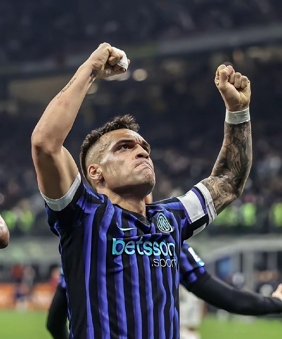 劳塔罗恐将错过米兰德比，这无疑让国际米兰的球迷们心头一紧！据天空体育记者马尔凯蒂