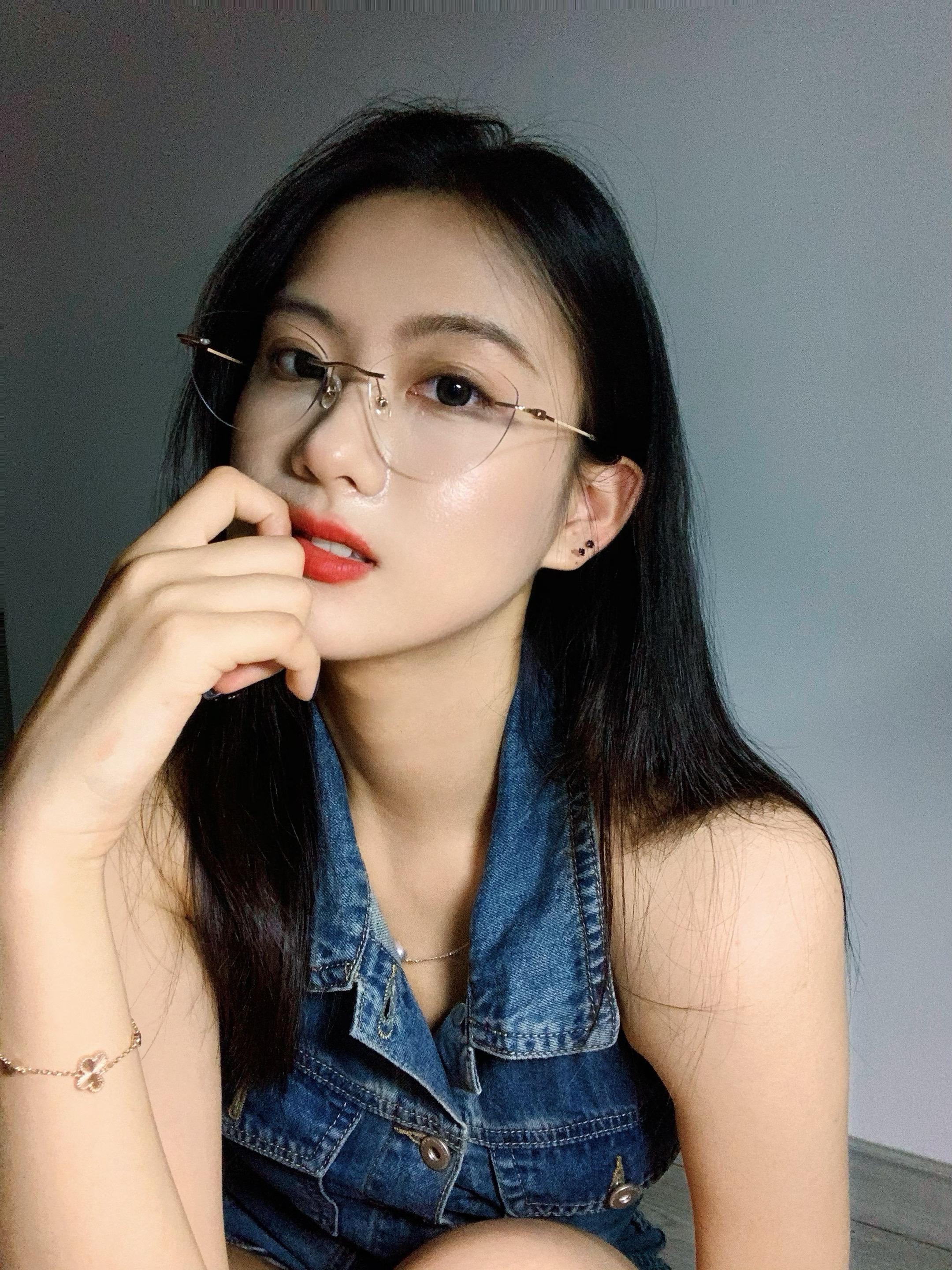 一天到晚找意义，生活有个鸟意义