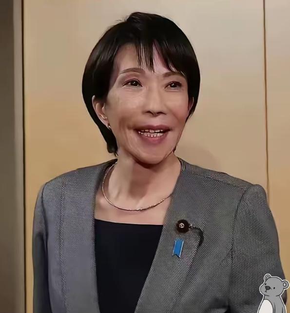 高市早苗没料到吧，一架专机突然降落北京，中方迎来稀客，当着全世界的面，交给中国一