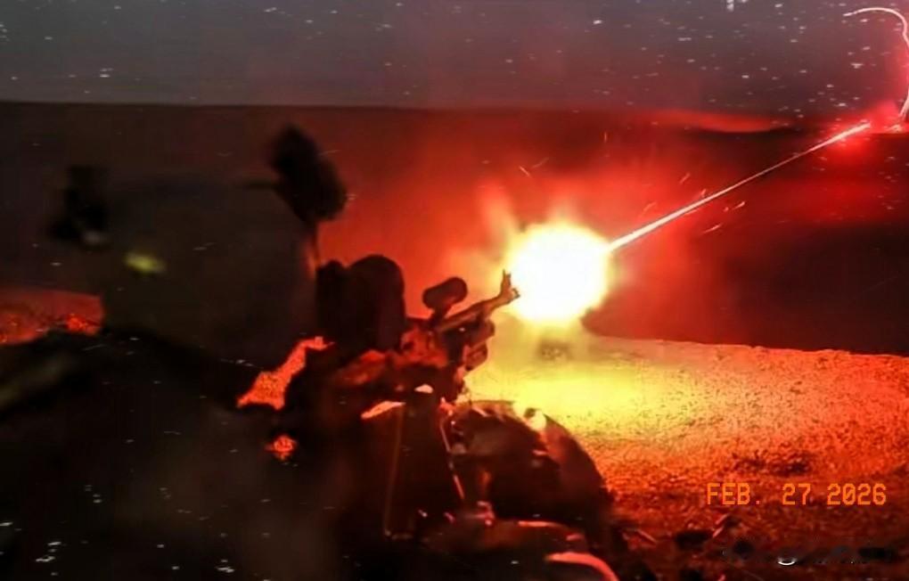 阿富汗塔利班先下手为强，大规模夜袭巴基斯坦军队边防哨所。结果，巴基斯坦直接干脆利