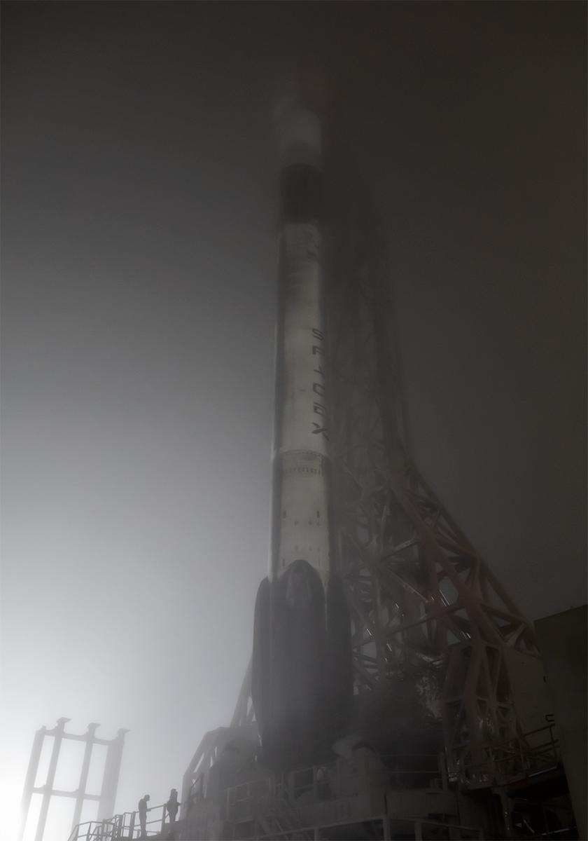 SpaceX目前仅有的3座航天发射台已“全员上岗”，载人龙航天飞行、F9常规带货
