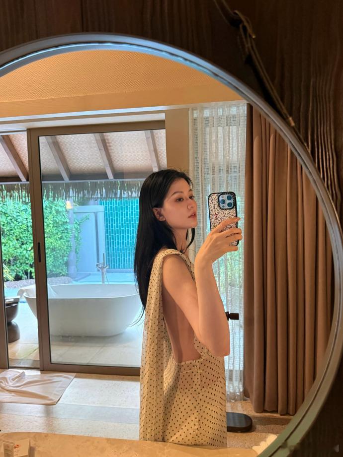 乔欣婚后妈妈级别的乔欣婚后变得好温柔婚姻沉淀出独一份温柔，乔欣现在松弛舒缓