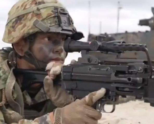 菲律宾刚向中方哭穷要完化肥，就转头邀日本自卫队进驻，这一波操作又成功了！近期