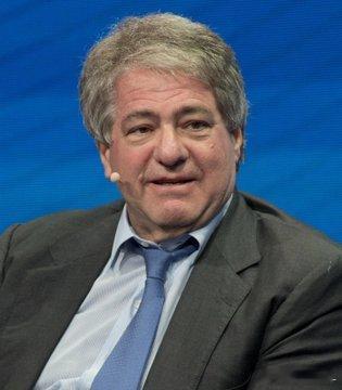 美国多地学校突然取消“拍照日”！原因是Lifetouch（全美最大学校摄影公司，