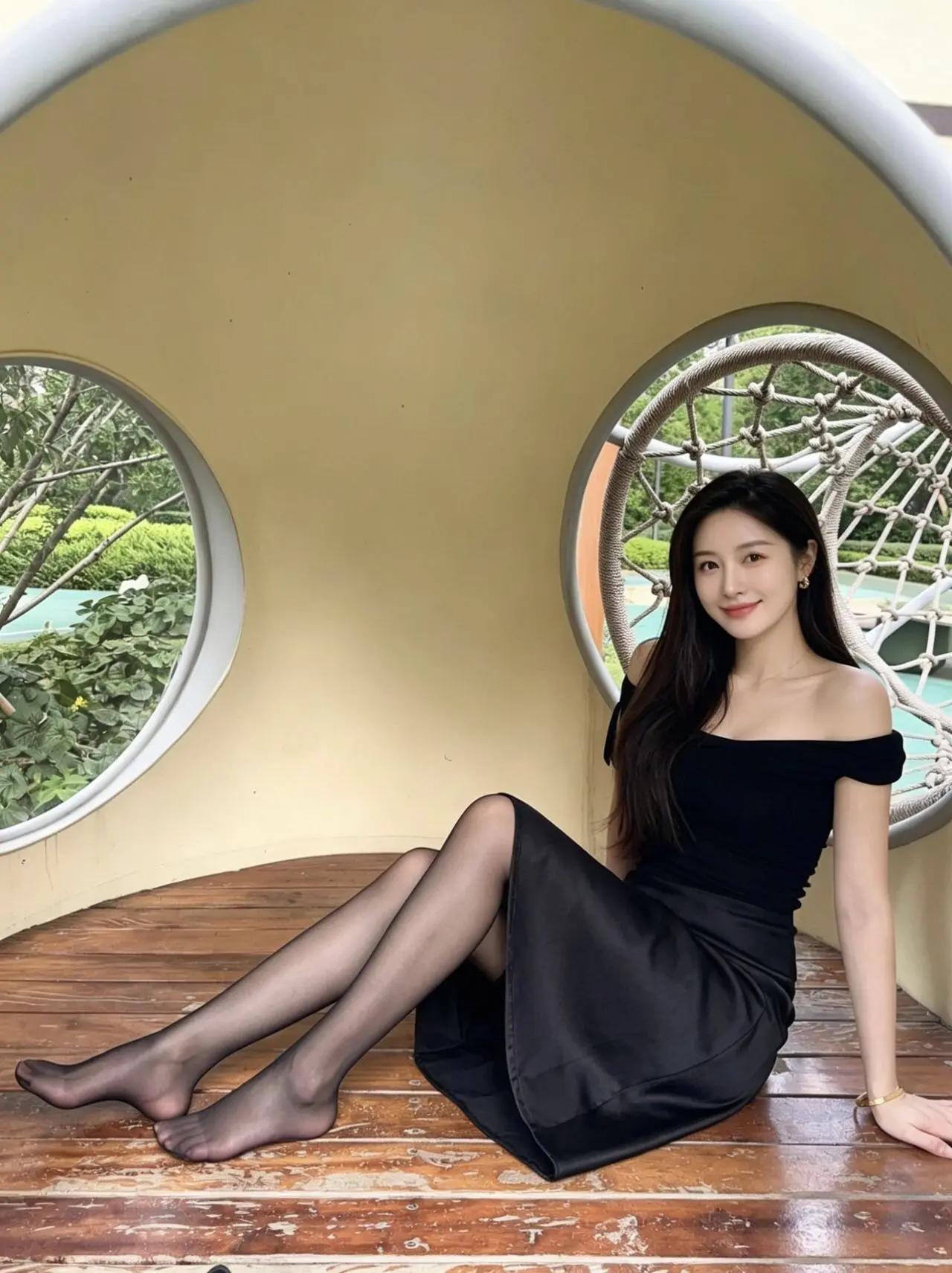 黑丝美腿，充满活力，谁能不爱呢！