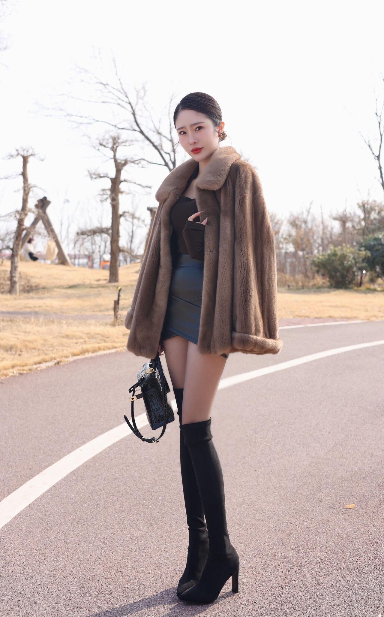 人都很感性所以情绪的尽头是沉默