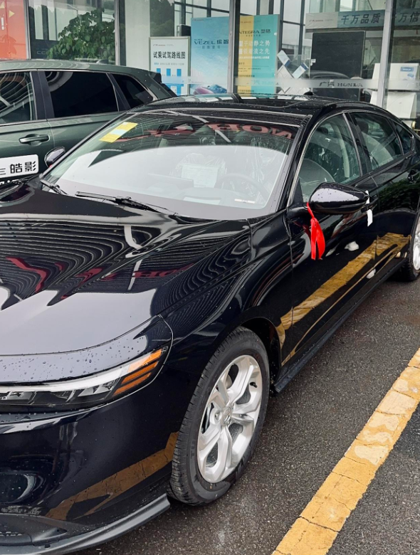 11代雅阁，我就是大冤种买车4个月亏了4月，泪都哭干了。今年5月29花了22万