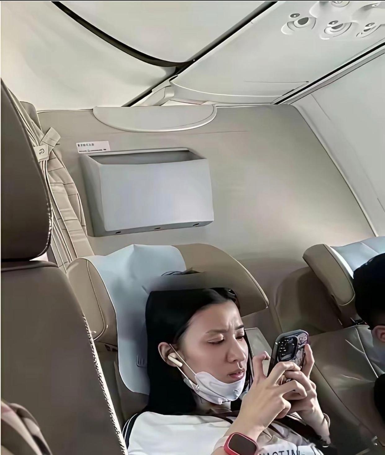 不得不说化妆是一门艺术反差真的很大