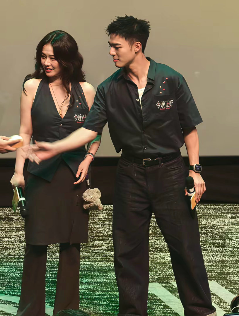 感觉台湾男演员长得都很明显，有一种相同的长相特征，气质也是一眼就能看出是台湾的