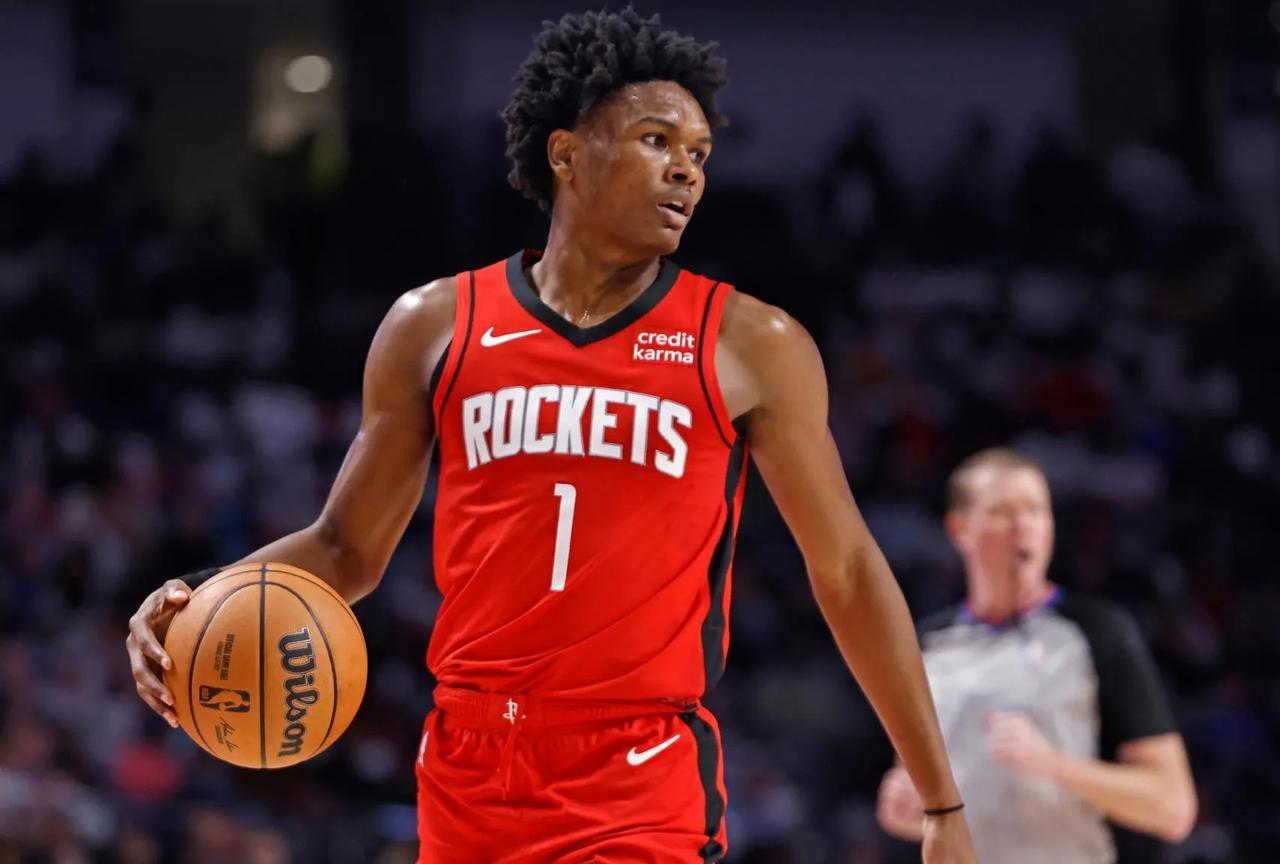 火箭超级新星阿门-汤普森真是前途不可限量！今天NBA官方公布了本赛季常规赛的最佳