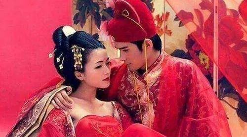 公元1080年，30岁的宝安公主死在乳母怀中，可是她的驸马却还在和小妾玩闹。