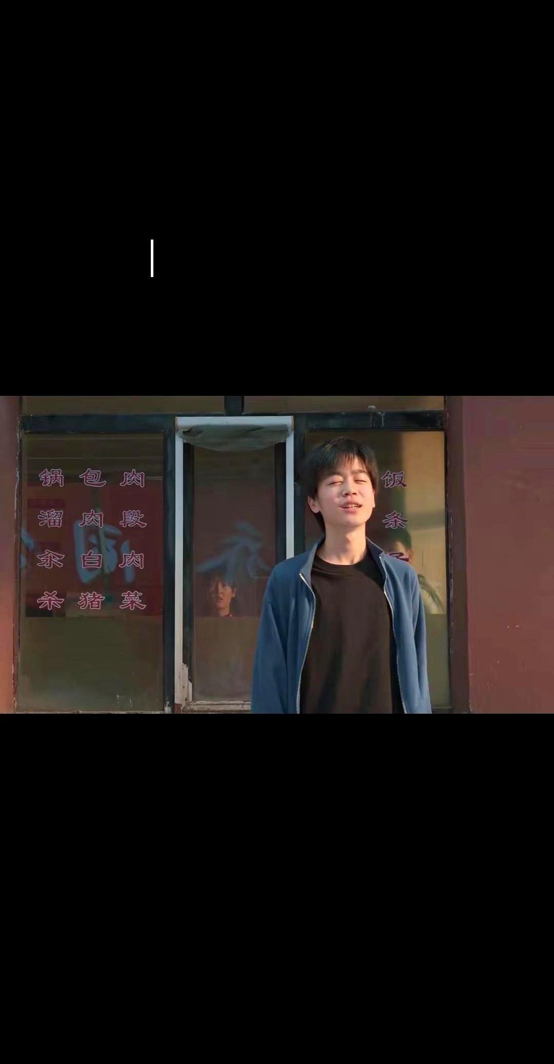 0.1秒的纠错，才是少年心动的顶级表演。《隐身的名字》里，杨阳导演的镜头太狠