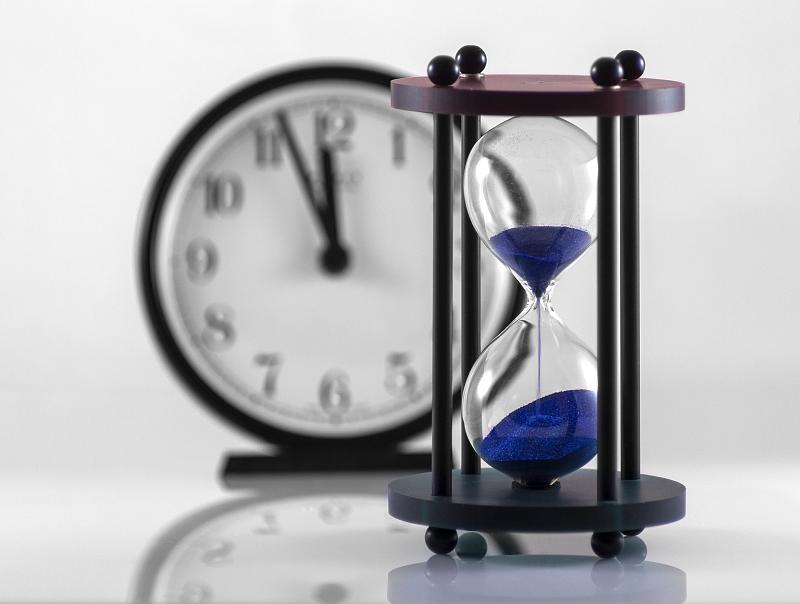 2026年春节要放9天假，这消息一出来就引发热议。专家解读如下：首先能缓解