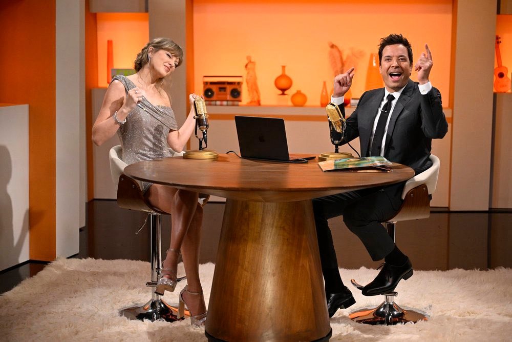 霉霉婚礼庆典细节曝光TaylorSwift在复制粘贴的时代，你是手写的诗