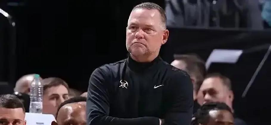 火箭第四节总崩盘？别再骂球员了，真正的问题藏在板凳席上。最后5分钟，分差5分