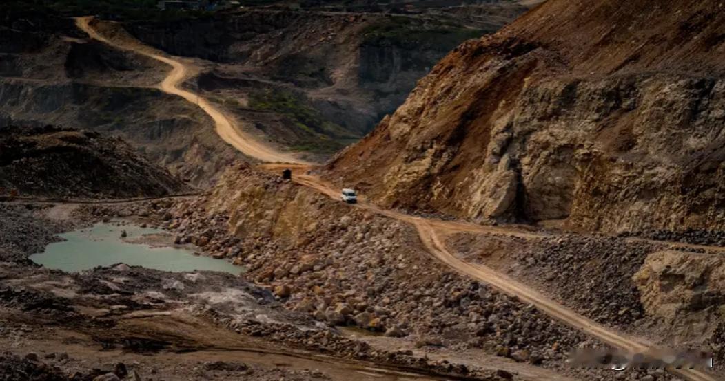 国安部出手破稀土走私大案！瓷砖藏稀土、虚拟货币结算，境外间谍机构操控太疯狂最近