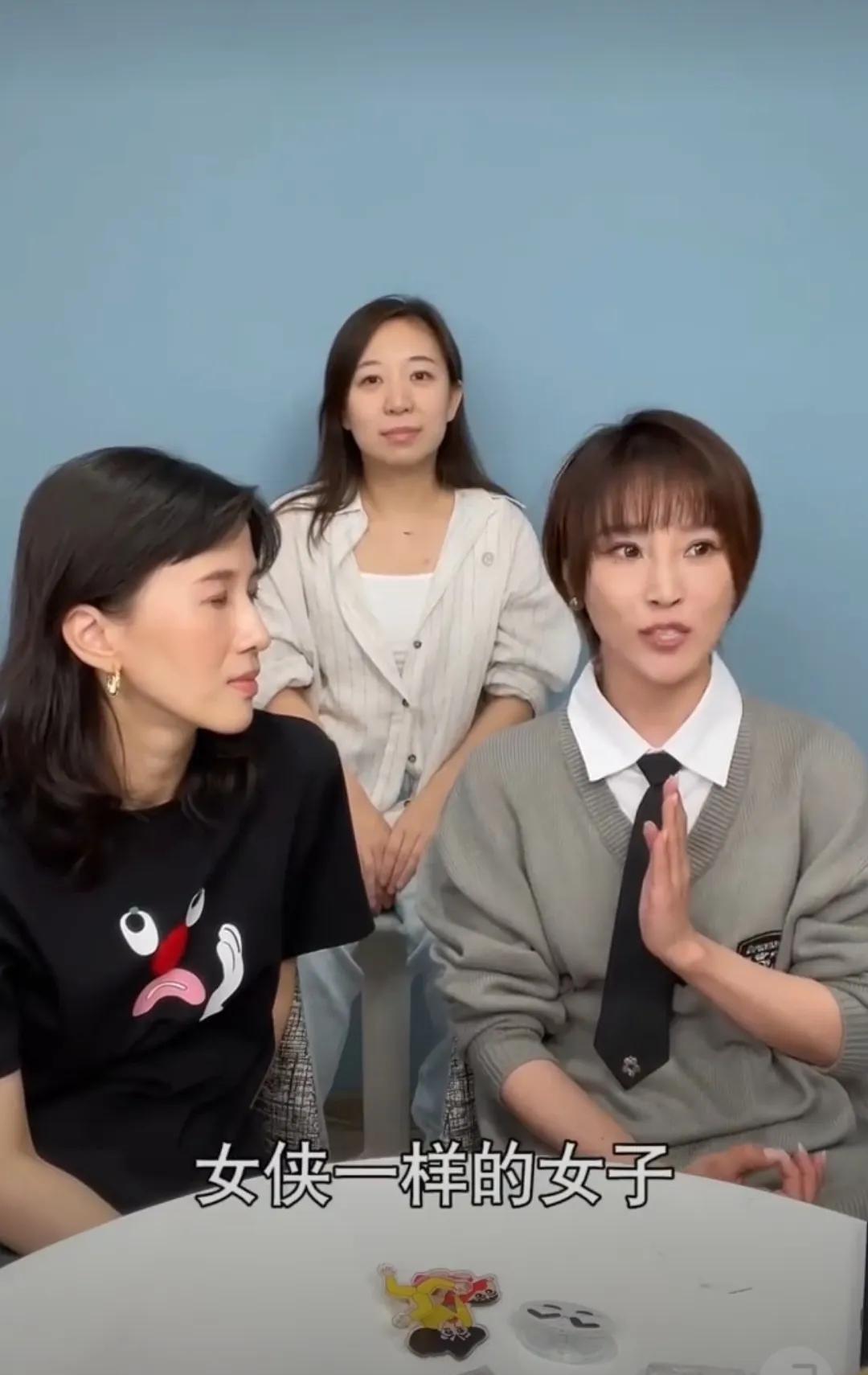 阿娇“拷问”吴京上热搜！这波闺蜜情把网友看哭了谁能想到，战狼吴京也有被“审”到