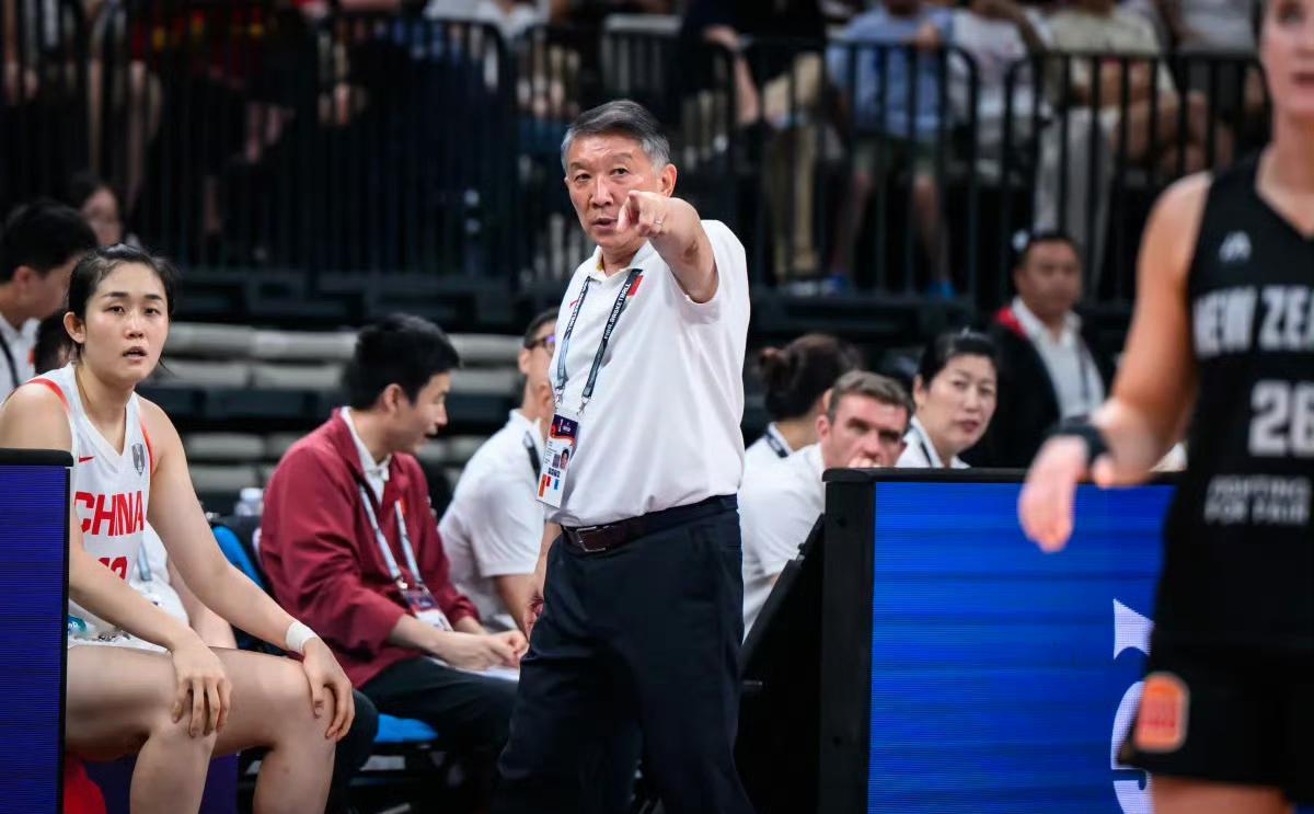 往远了说，为什么15年男篮能重夺亚洲冠军？还不是因为宫鲁鸣回去之后拨乱反正，