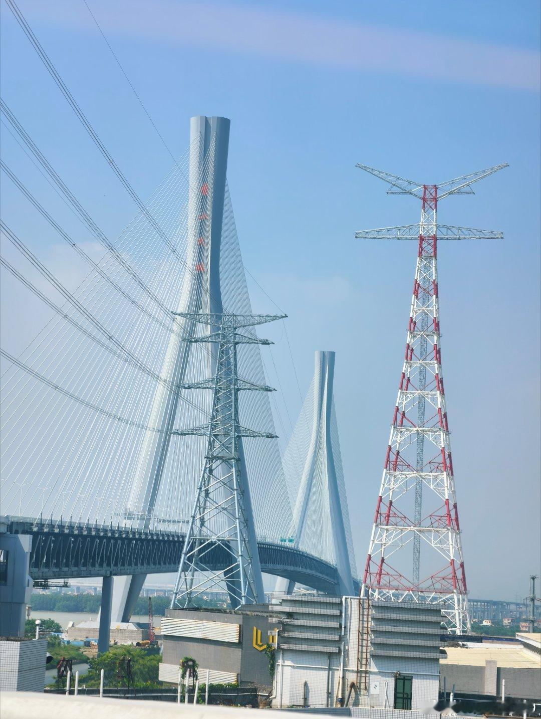 中山商业城建观察录香山大桥！广东主跨最大的双层公路斜拉桥、中山第三