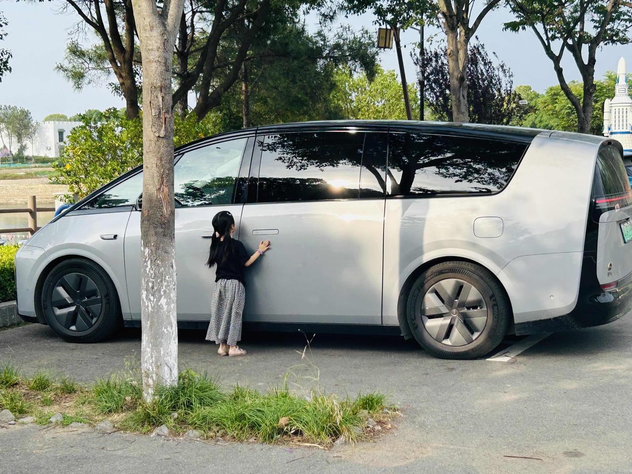 开了一年真是不敢开了自己可以赌带着孩子真不敢赌呀感觉mega底盘结构的