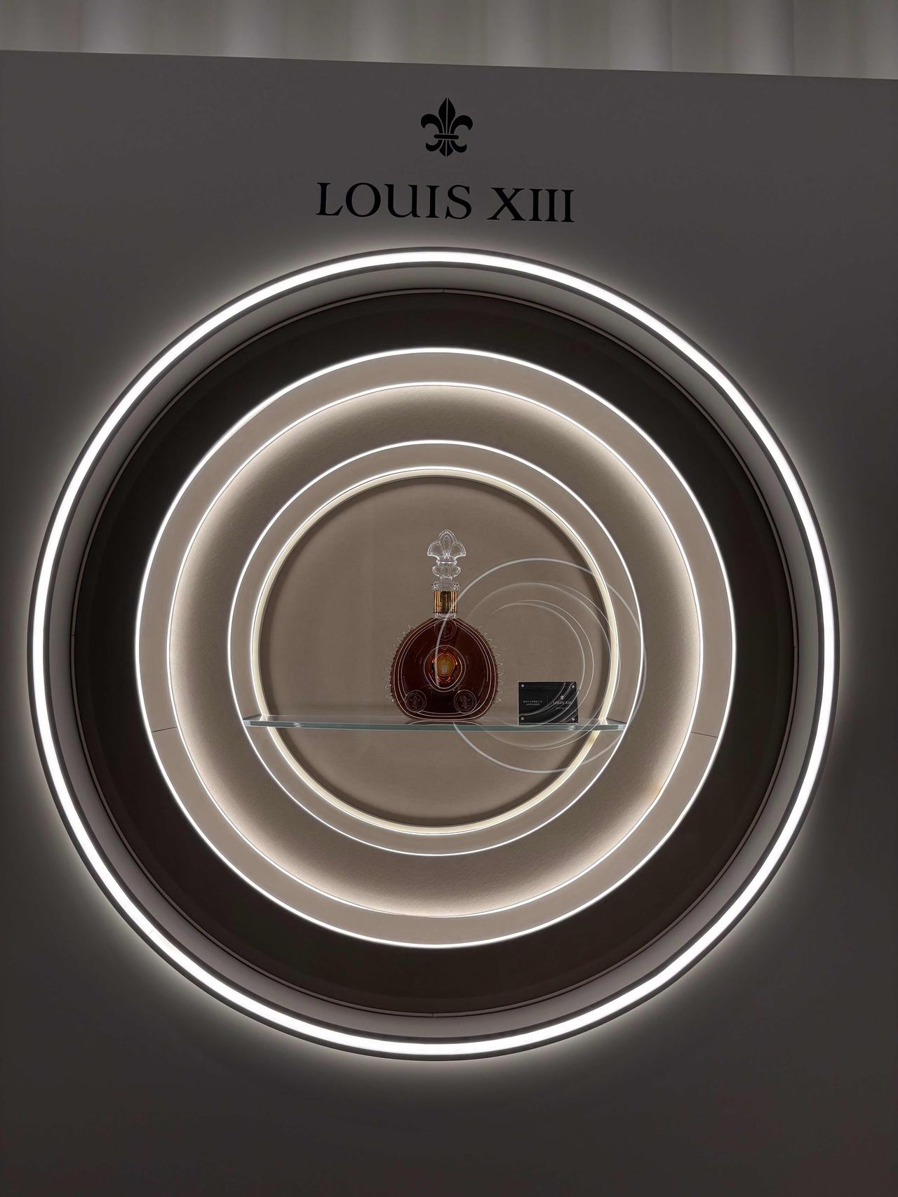 到底喝什么酒好？喝啤酒容易胖喝白酒容易醉喝红酒感觉还不错，又有格调。但