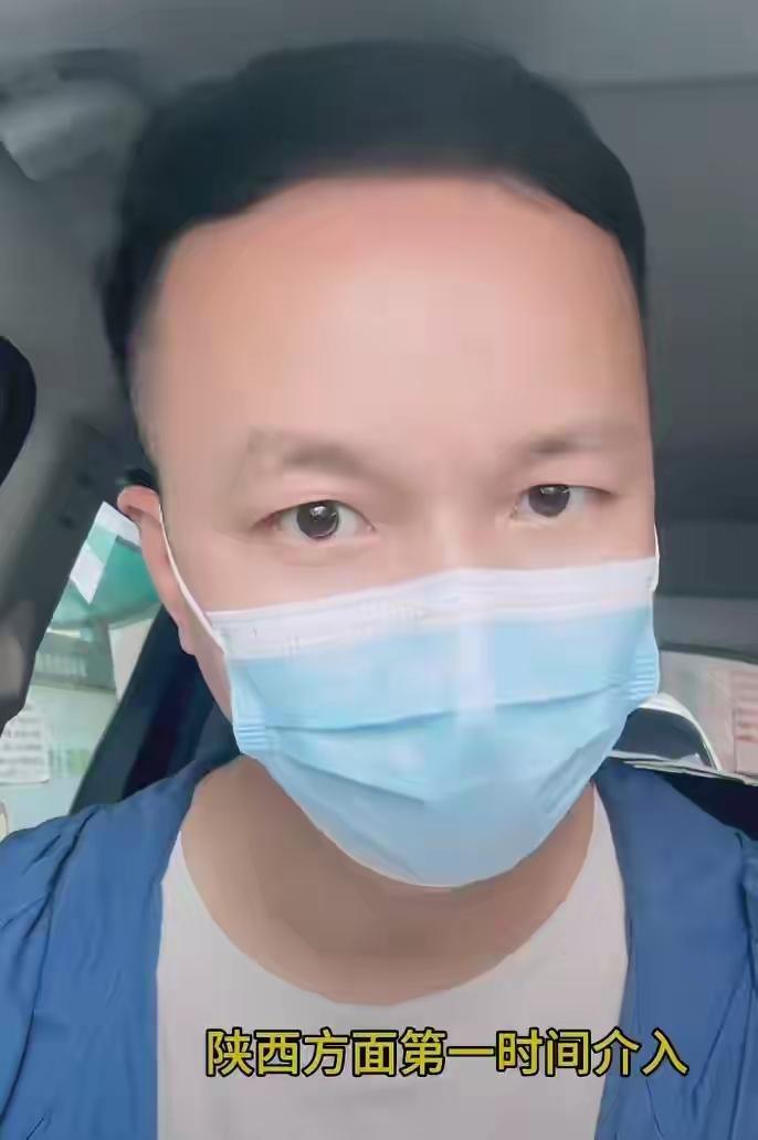 上官正义，这位在打假领域声名显赫的斗士，其影响力遍及全国，赢得了社会各界的广泛赞