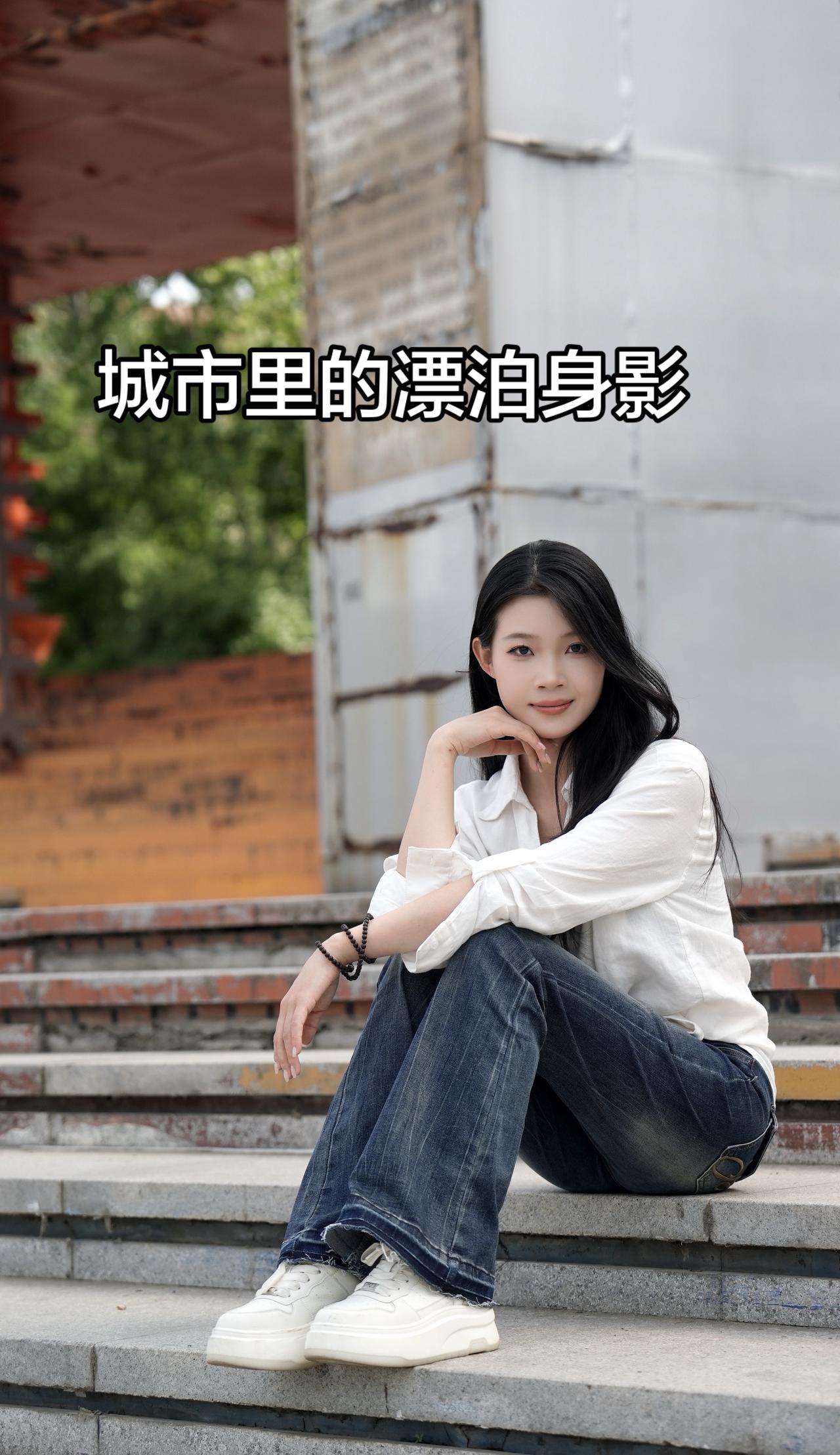 一份就业报告的冰冷数据，道尽了千万普通人的生存现状。2025年，我国灵活就业人员