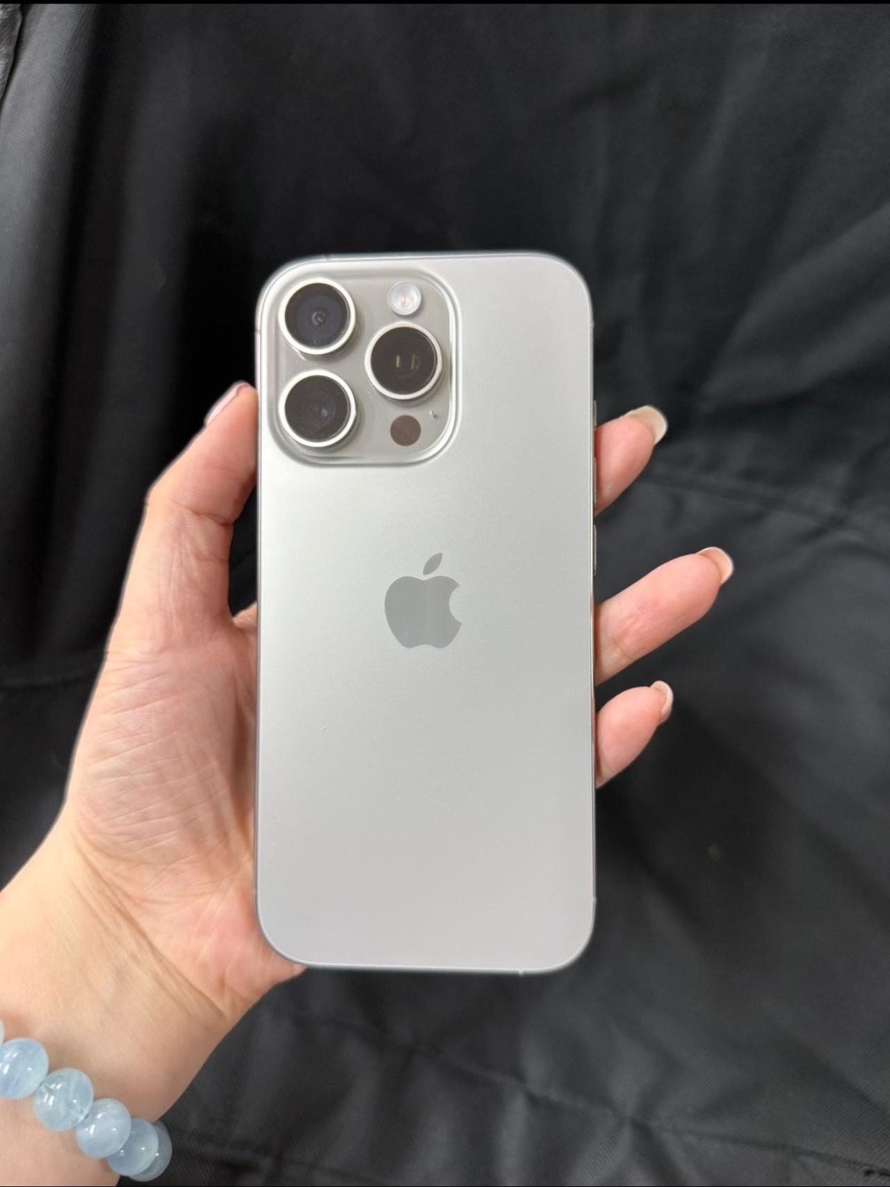 没想到还有4个多月，苹果就要出iPhone18Pro了，应该还有好多人在用iP