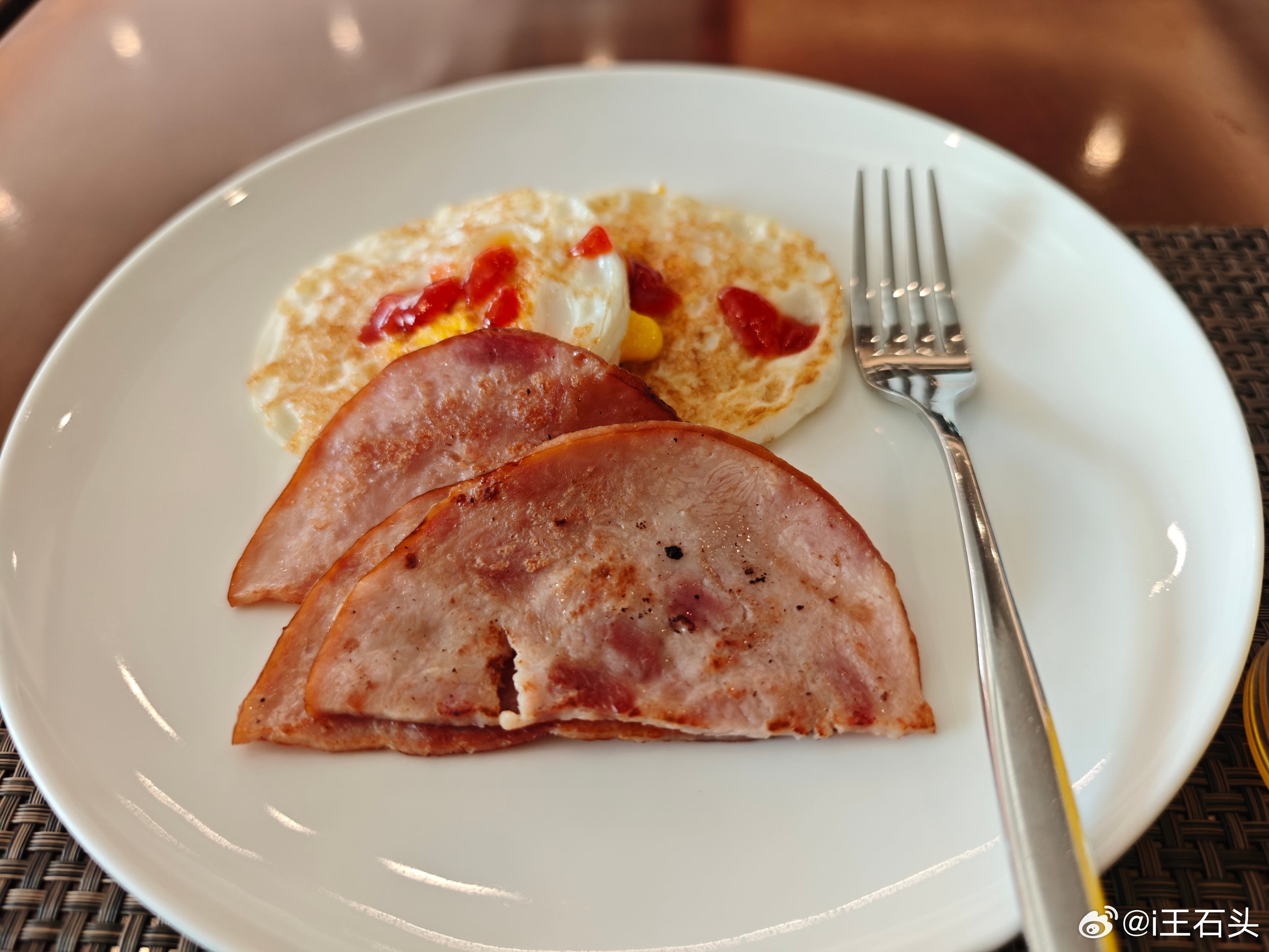 吃完就撤了，谢谢你米款待。像我这种减肥的，吃自助其实挺亏的。