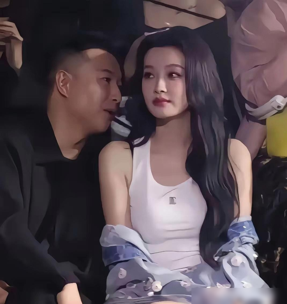 离了婚还管前婆婆叫妈，孙怡这操作直接把婆媳矛盾的剧本撕了。多少人信誓旦旦说，是王京花看不上孙怡，这婚