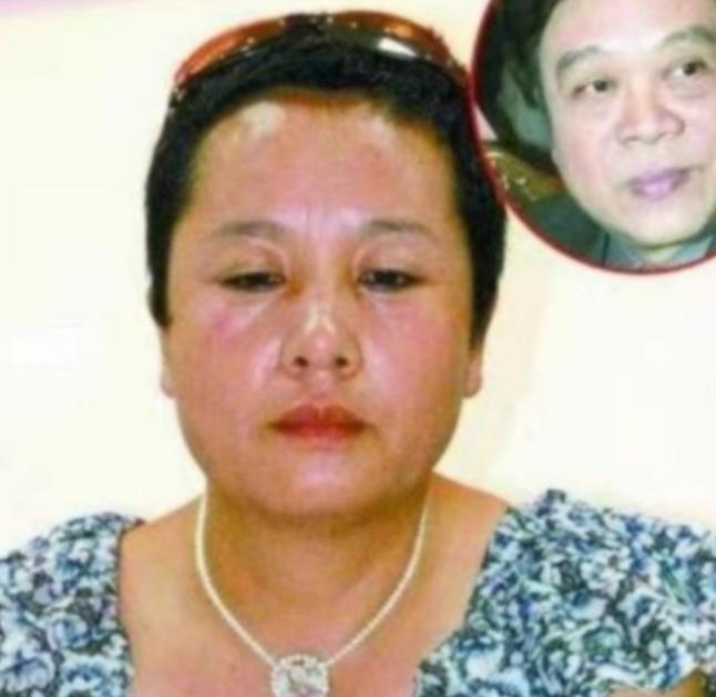 “赵忠祥瞒着妻子与我发生关系多年，并有特殊癖好，令我身心受到严重伤害！”2004
