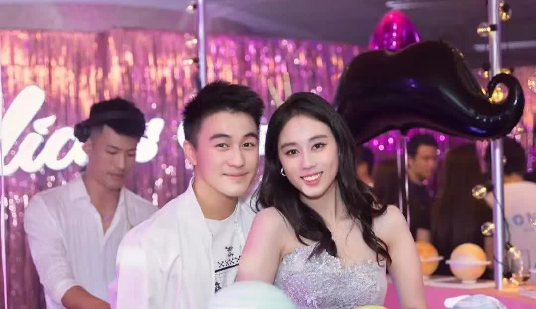 太离谱！何猷君不会像人设那么完美，却绝不会和妹妹何超欣有瓜，原因正是赌王！