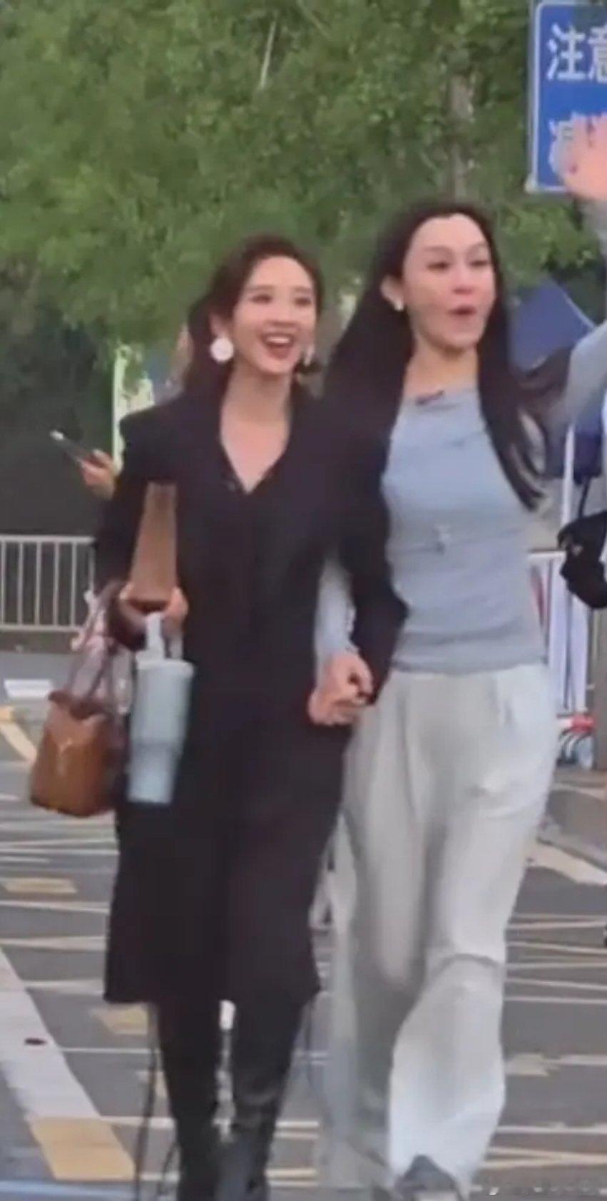 超有仪式感的哈哈哈哈哈哈，我信任糖糖，她看着甜但是极有主见和想法，又特别勇敢，这