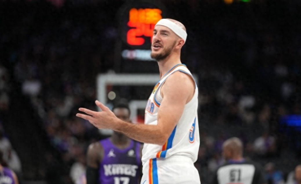 雷霆121-92大胜湖人。赛后，雷霆球员卡鲁索接受媒体采访。“我觉得我们的第二