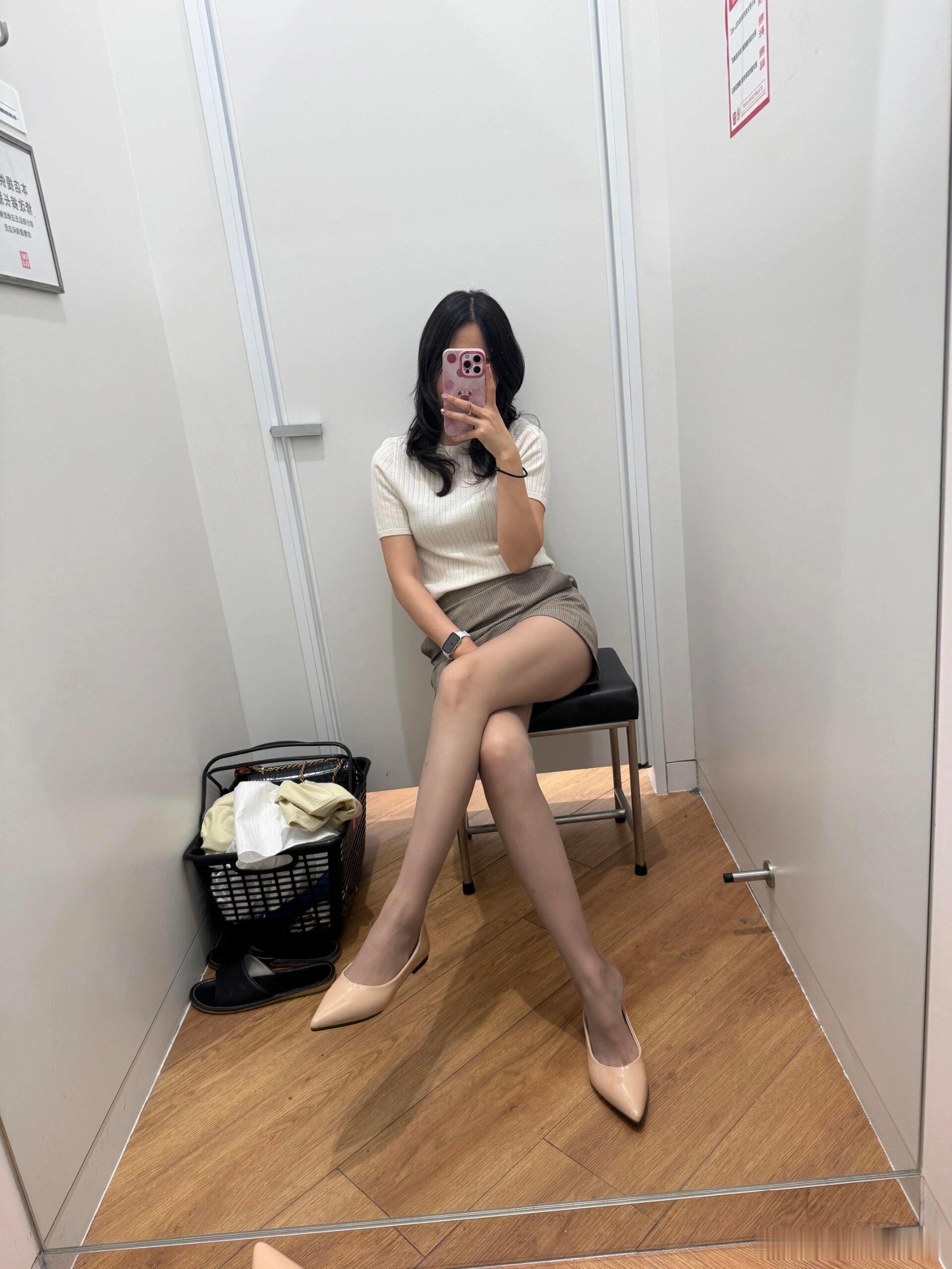 灰湿​​​