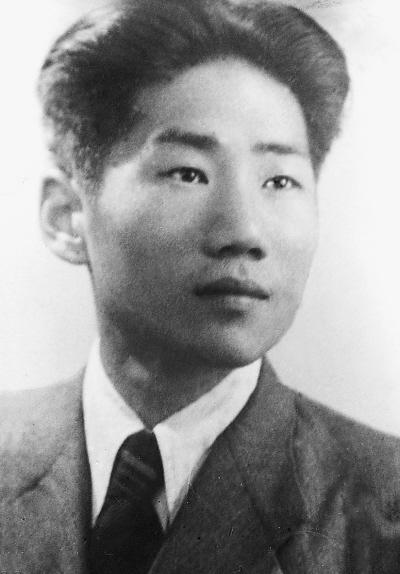 “朱德同志是你叫的？”1946年，毛岸英兴冲冲地跑进毛主席的办公室，炫耀