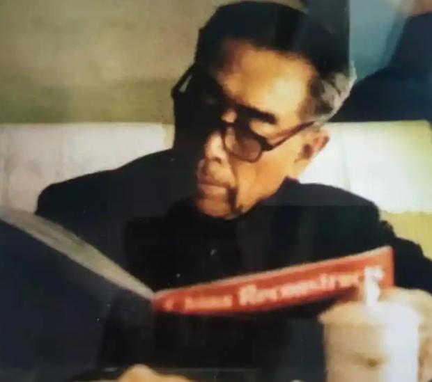 1961年，周恩来在钓鱼台偶遇一小女孩，温和地问了一句：“小朋友，你爸爸是谁呀？
