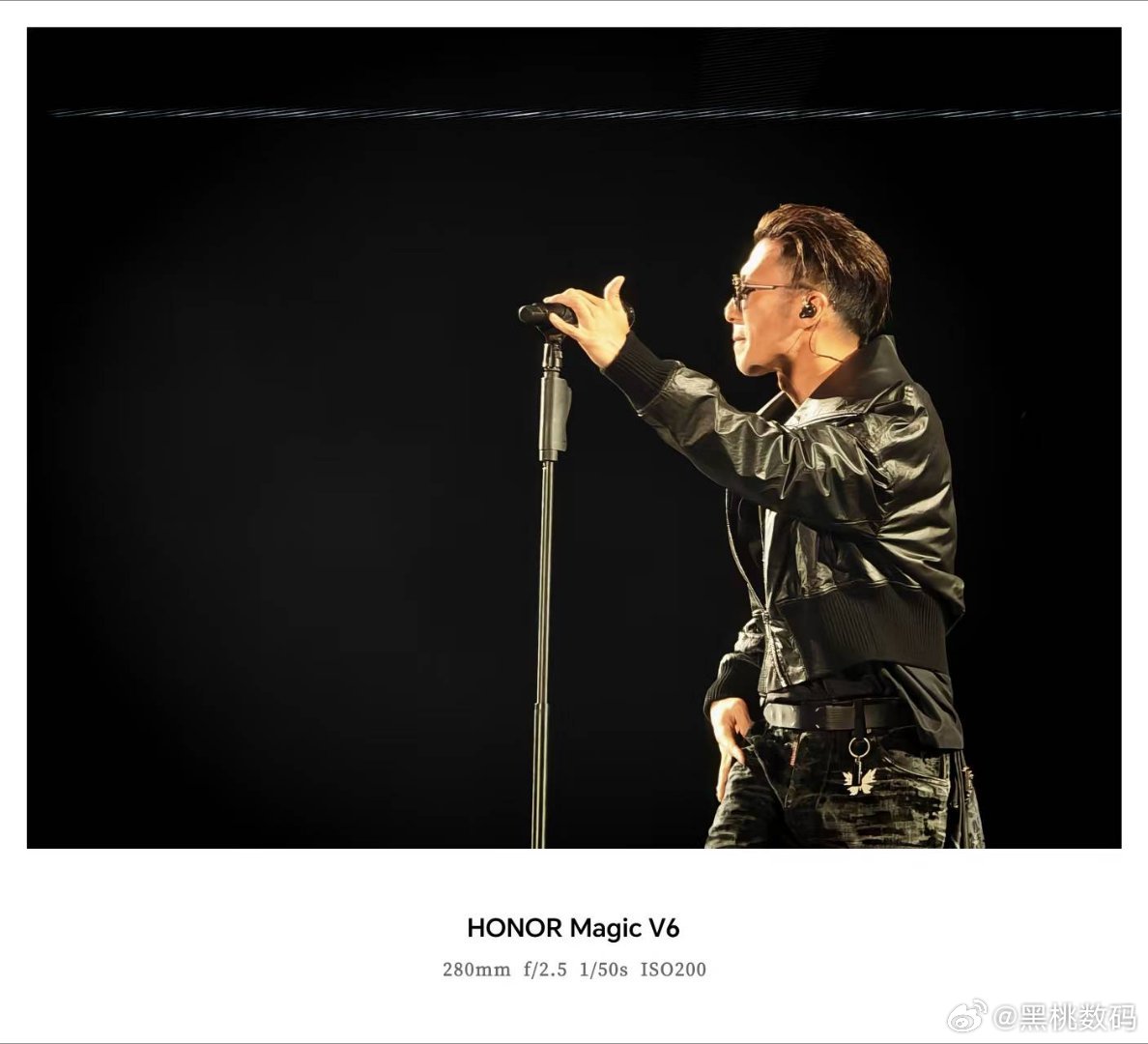 谢霆锋深圳演唱会排面谢霆锋深圳演唱会现场氛围火爆，舞台表现力依旧强劲，整体呈现十