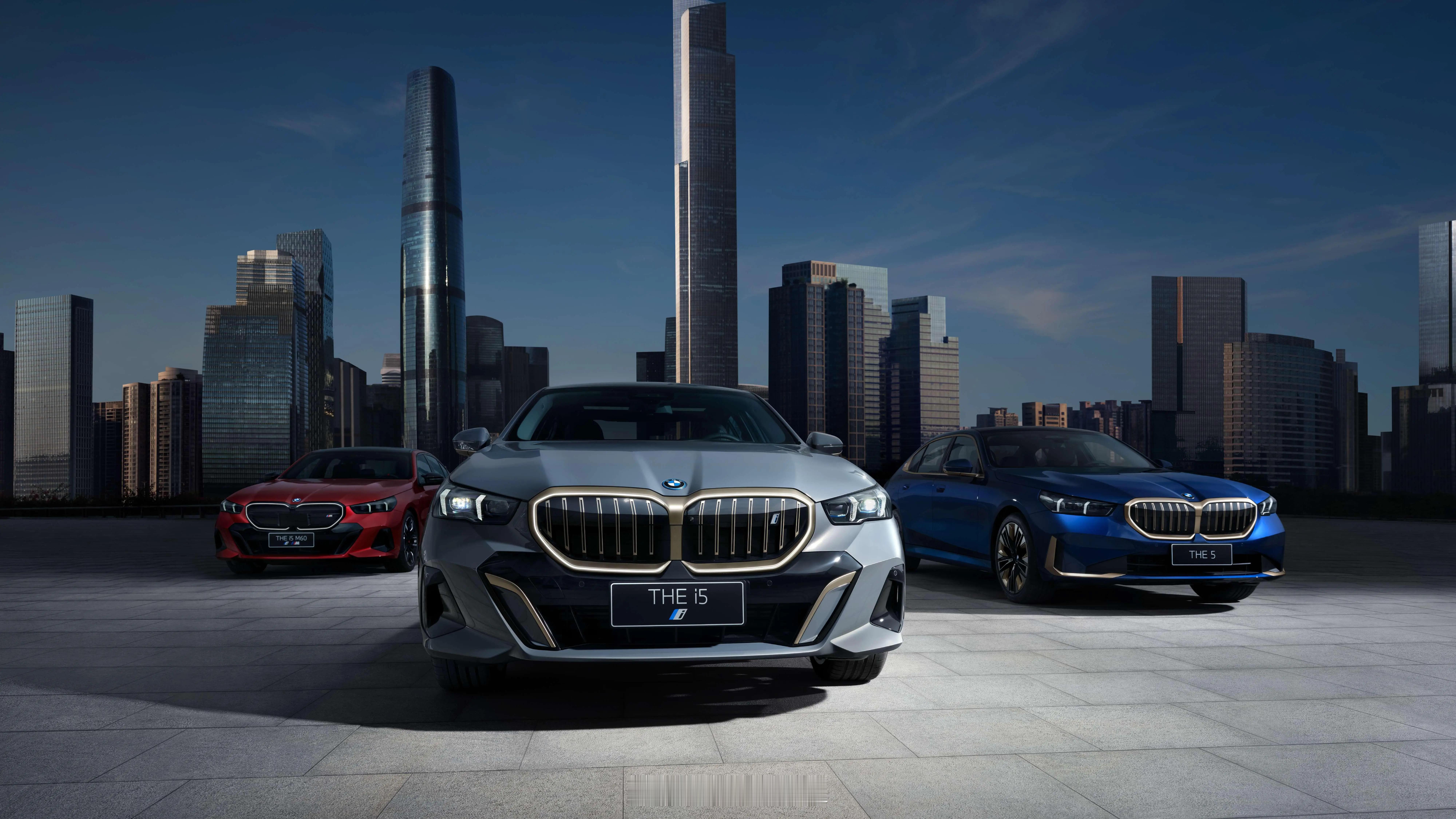 【月销破1.5万重回主场BMW5系上演“王者归来”？】7月10日，宝马方面宣