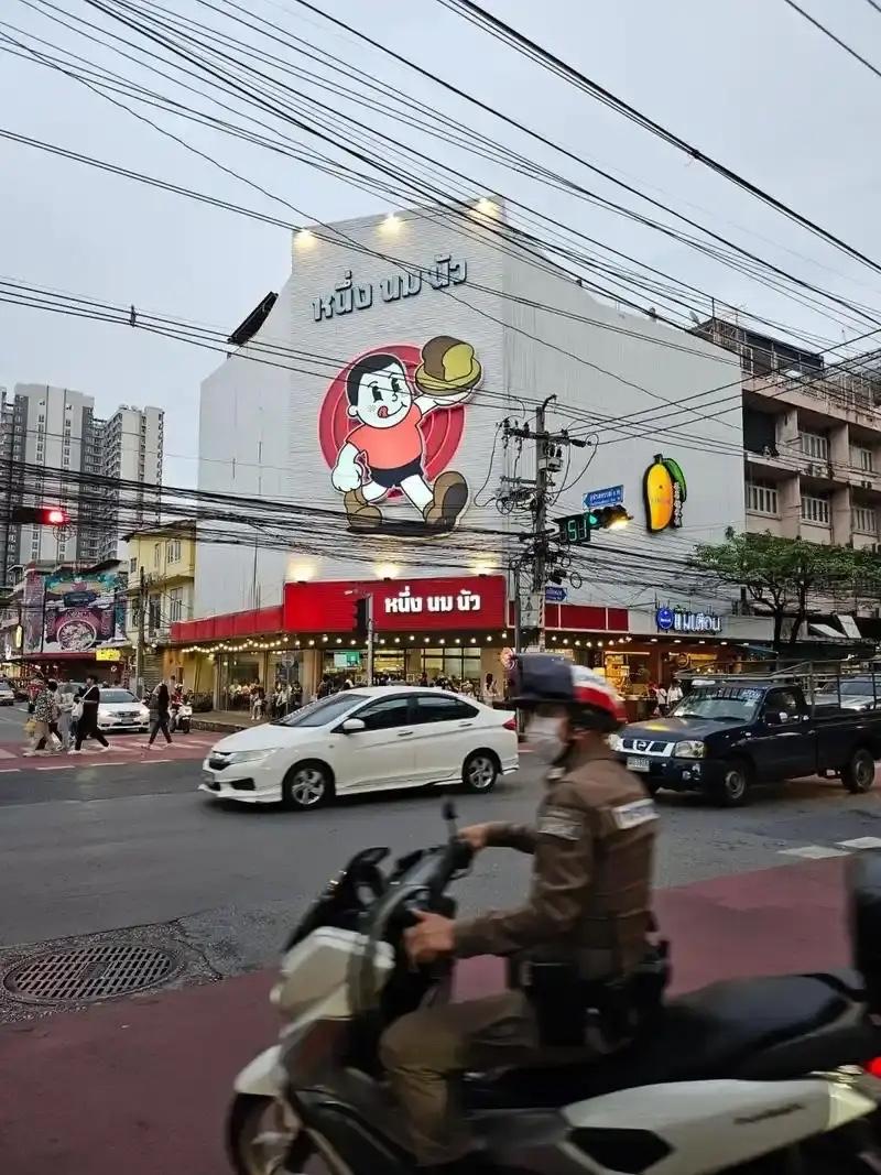 5000块的退休金在泰国是什么生活水平？按现在的汇率来看，5000块人民币大概