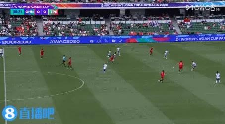 王霜头球吊射破门，中国女足1:0领先台北女足！亚洲杯1/4决赛，中国女足上半场3