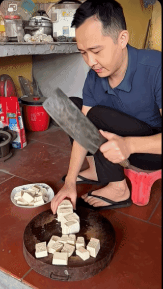 豆腐当排骨剁，让楼下知道我今天在改善生活！