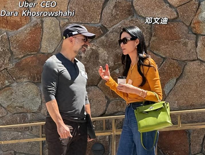 58岁邓文迪现状，被全网骂20年“捞女”，睡完首富睡总统：靠男人拿到268亿，她