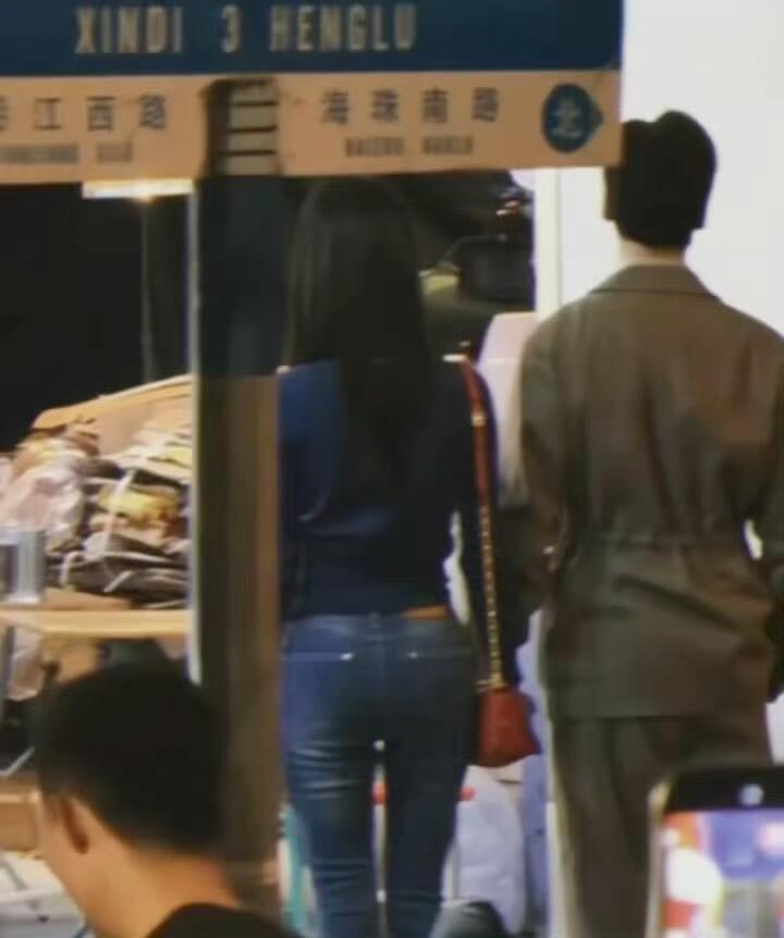 我的老天向涵之[这腰臀比